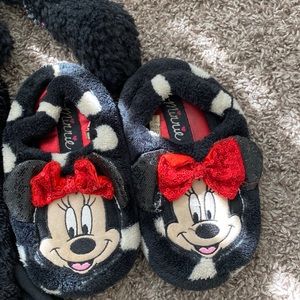Minnie Mouse sleepers 7/8 size